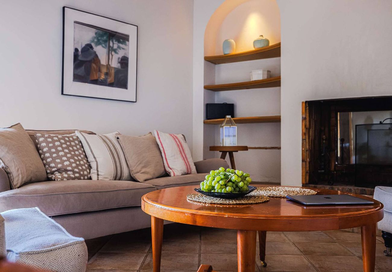 House in Tourrettes-sur-Loup - VILLA AQUI