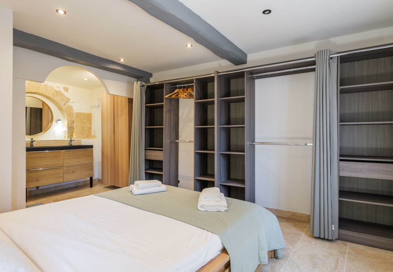 Apartment in Tourrettes-sur-Loup - APT LA FONTAINE