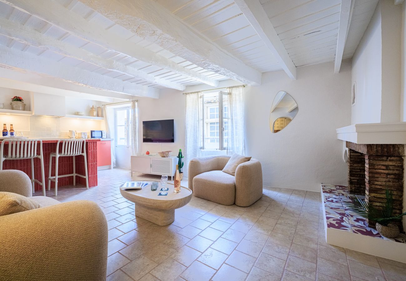 Apartment in Saint Paul de Vence - APT CEZANNE