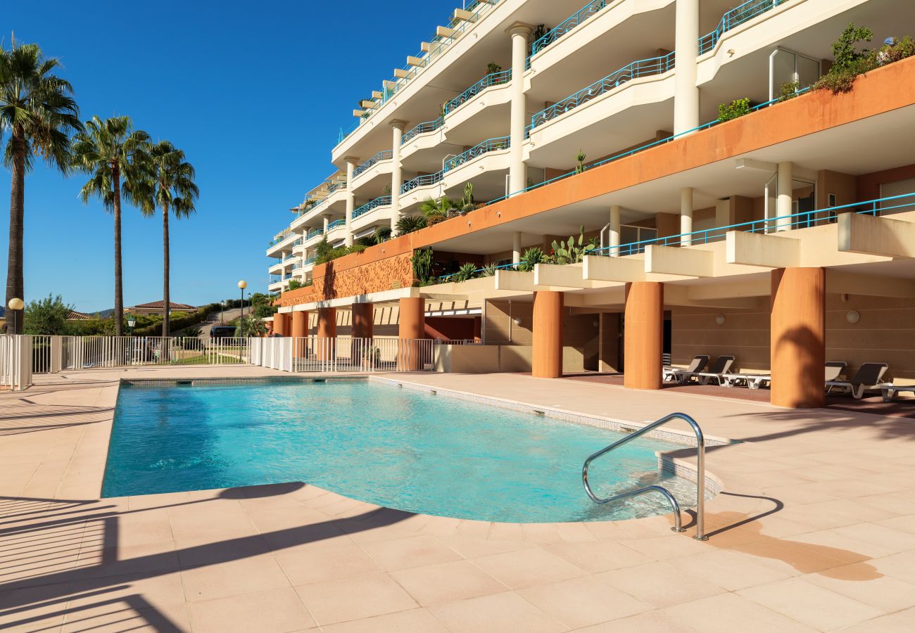 Apartment in Mandelieu-la-Napoule - APT PALAIS DU GRAND DUC