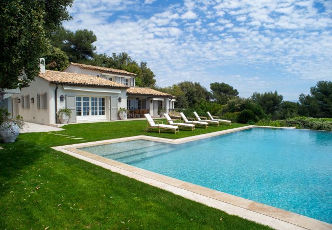 Villa in La Colle-sur-Loup - VILLA MAS BELLEVUE