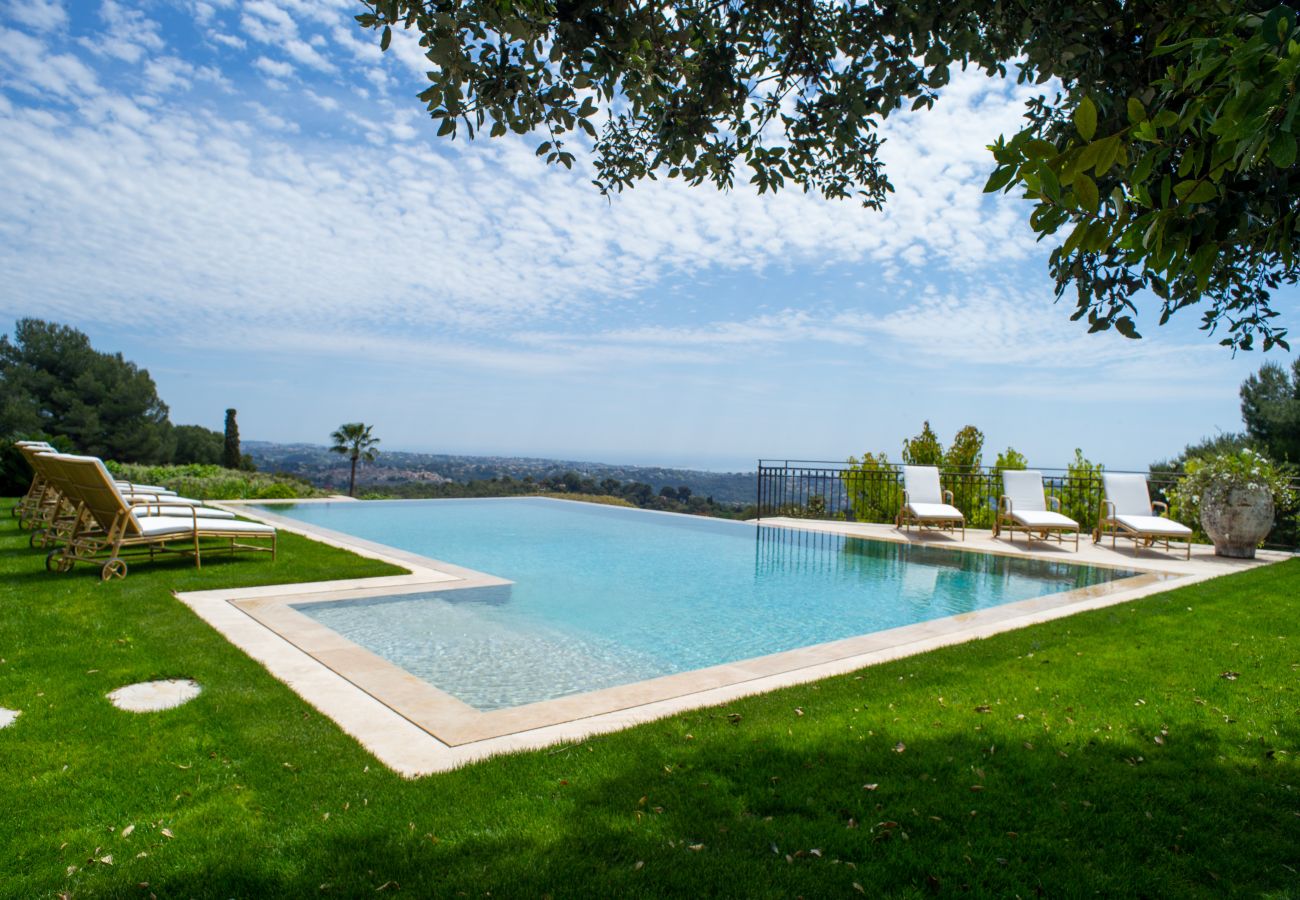 Villa in La Colle-sur-Loup - VILLA MAS BELLEVUE