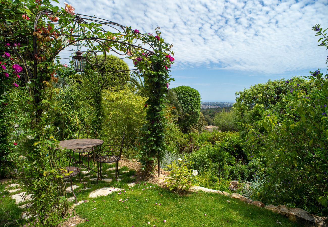 Villa in La Colle-sur-Loup - VILLA MAS BELLEVUE