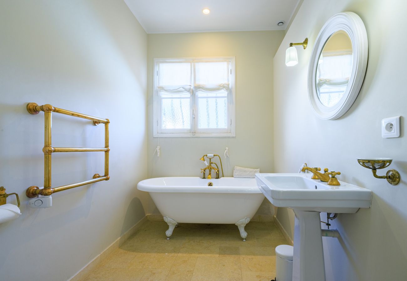 House in Saint Paul de Vence - VILLA MIRADOU