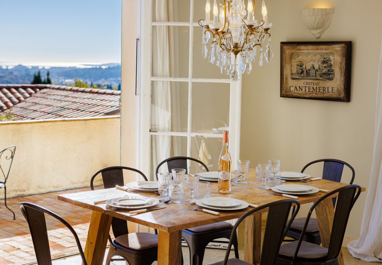 House in Saint Paul de Vence - VILLA MIRADOU