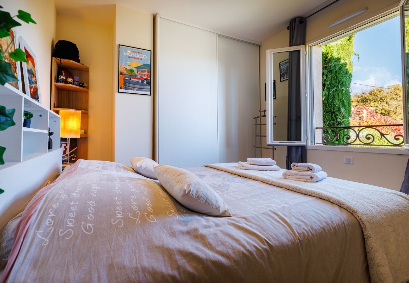 Villa in Tourrettes-sur-Loup - VILLA DU ROUCASSET