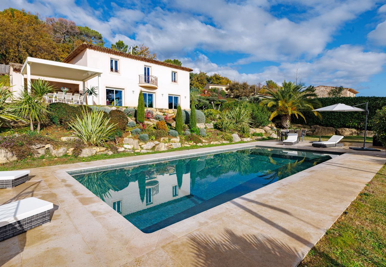 Villa in Tourrettes-sur-Loup - VILLA DU ROUCASSET