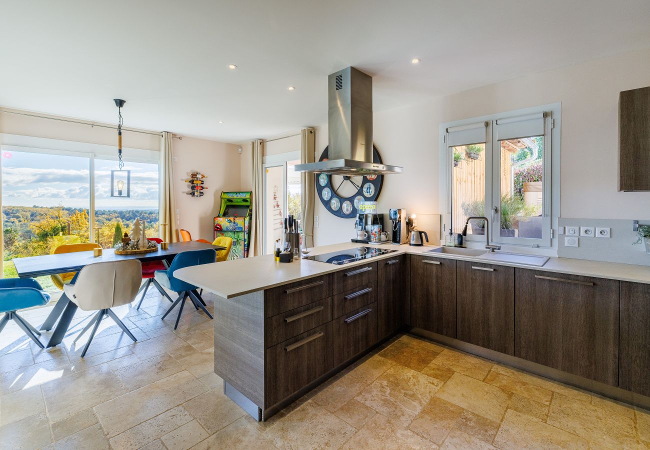 Villa in Tourrettes-sur-Loup - VILLA DU ROUCASSET