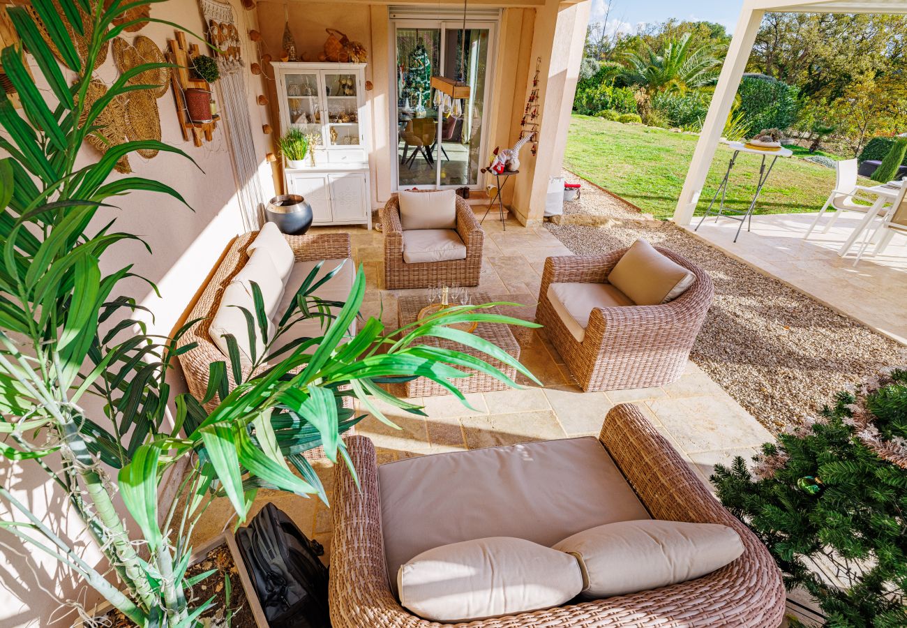 Villa in Tourrettes-sur-Loup - VILLA DU ROUCASSET