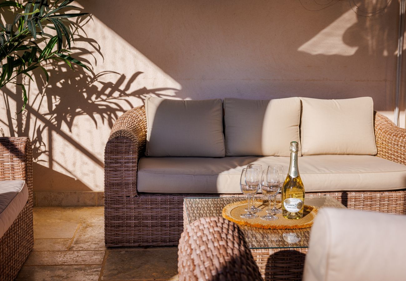 Villa in Tourrettes-sur-Loup - VILLA DU ROUCASSET