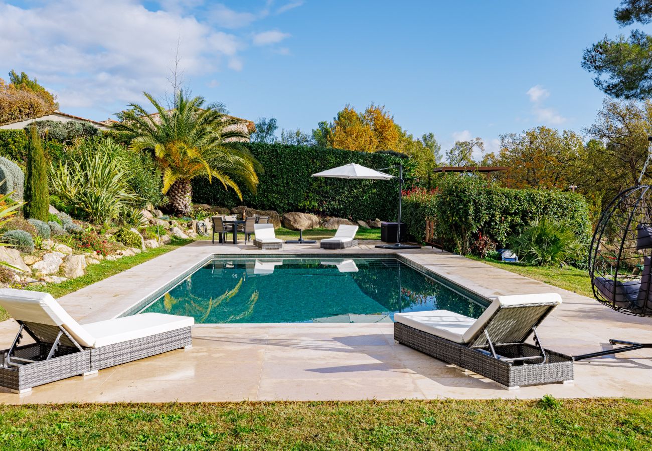 Villa in Tourrettes-sur-Loup - VILLA DU ROUCASSET