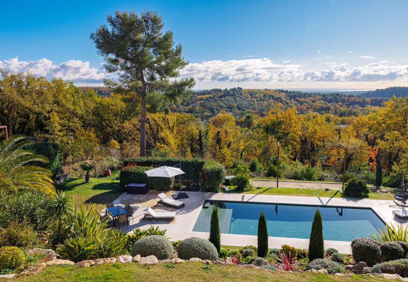 Villa in Tourrettes-sur-Loup - VILLA DU ROUCASSET