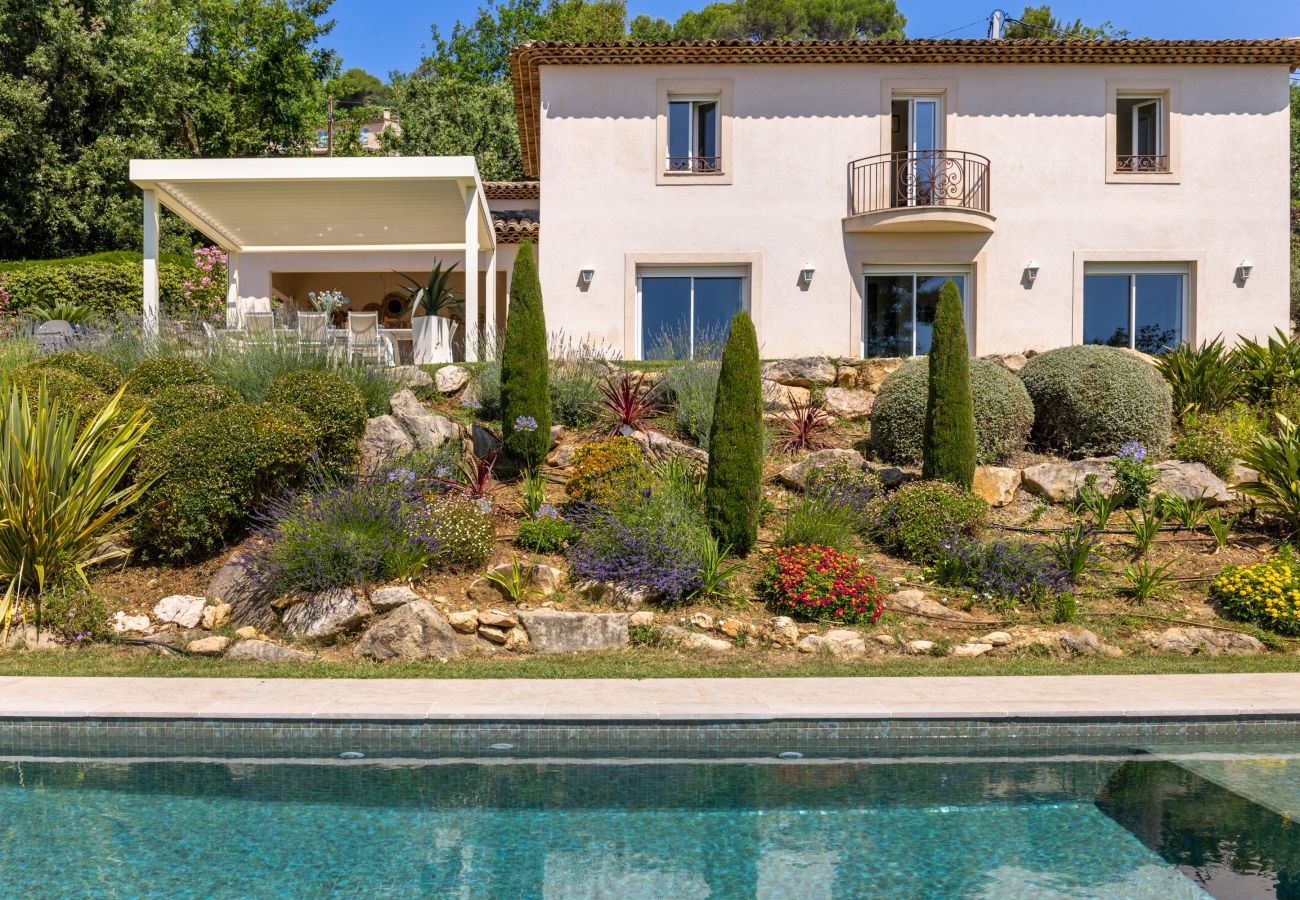 Villa in Tourrettes-sur-Loup - VILLA DU ROUCASSET
