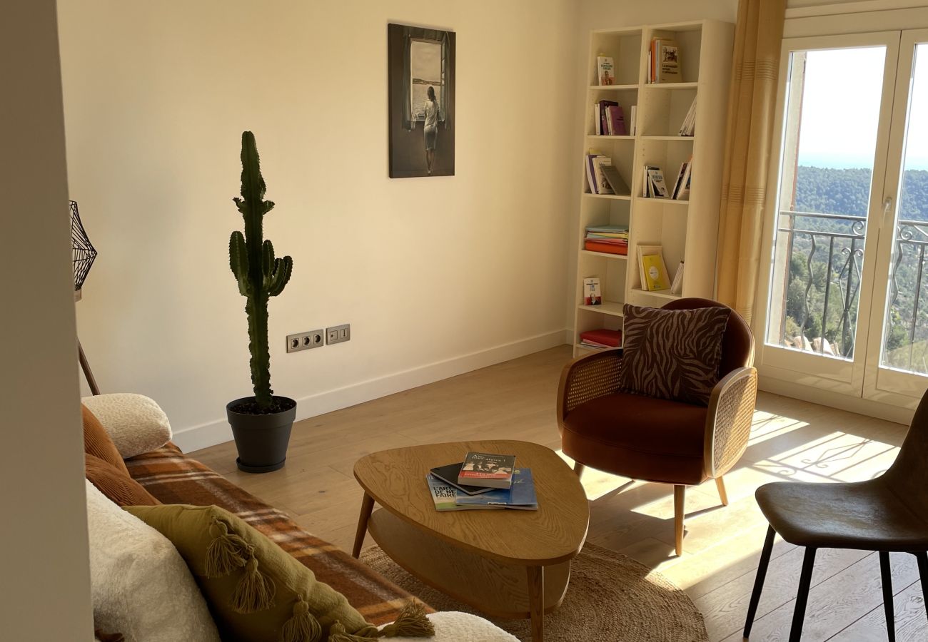 Apartment in Tourrettes-sur-Loup - APT LE NID