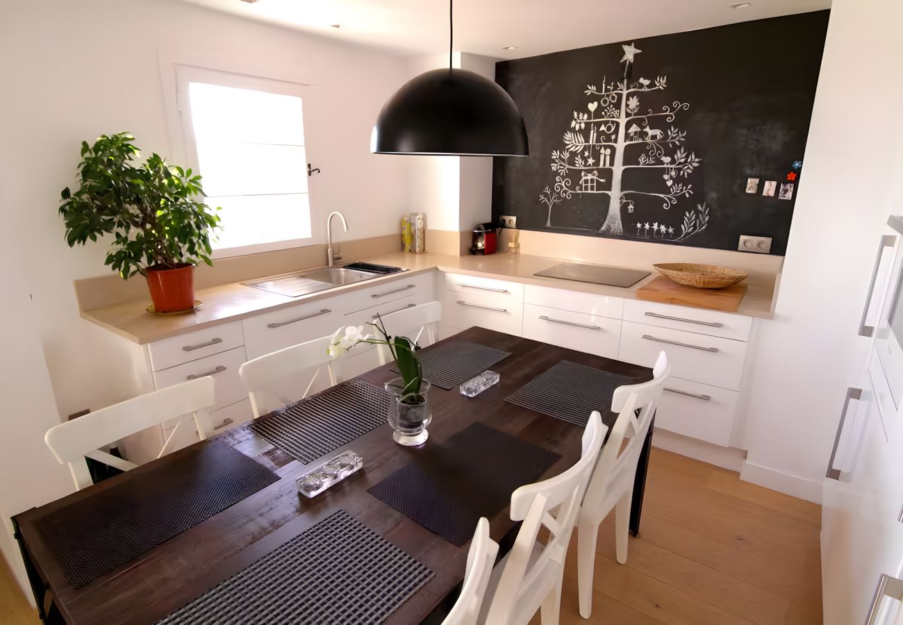 Apartment in Tourrettes-sur-Loup - APT LE NID