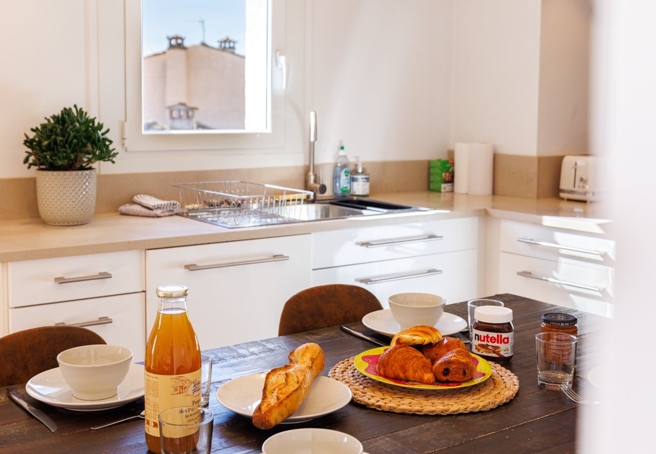 Apartment in Tourrettes-sur-Loup - APT LE NID