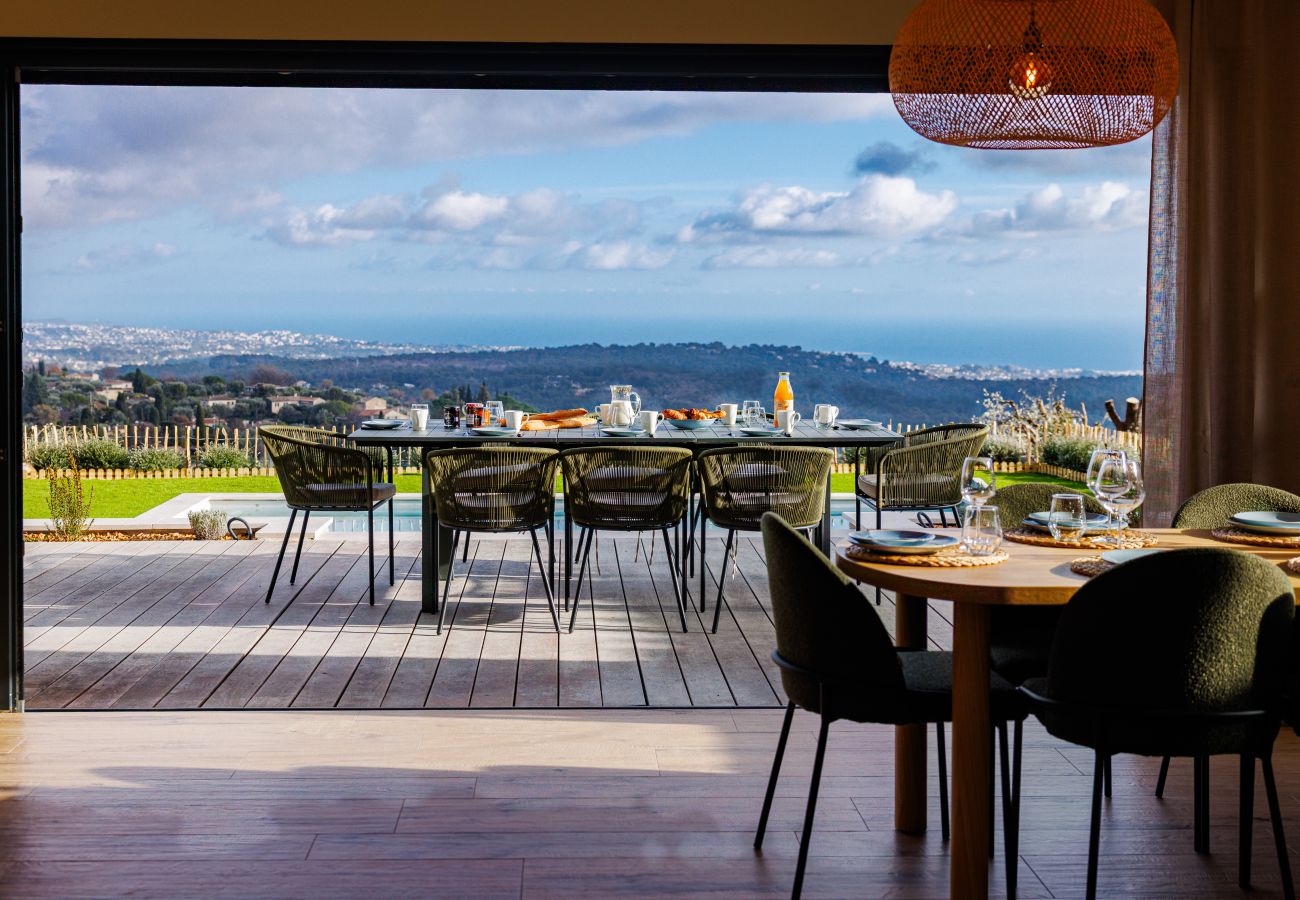 Villa in Tourrettes-sur-Loup - VILLA LE SOLEIL BLEU
