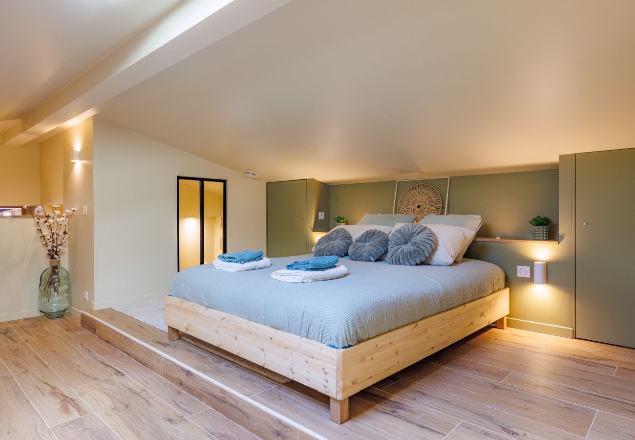 Villa in Tourrettes-sur-Loup - VILLA LE SOLEIL BLEU