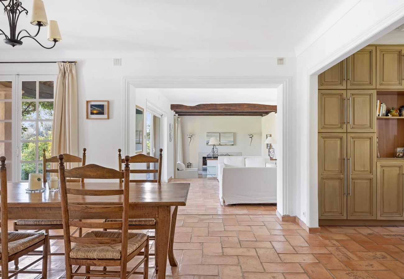 Villa in Tourrettes-sur-Loup - VILLA LES BERGUIERES