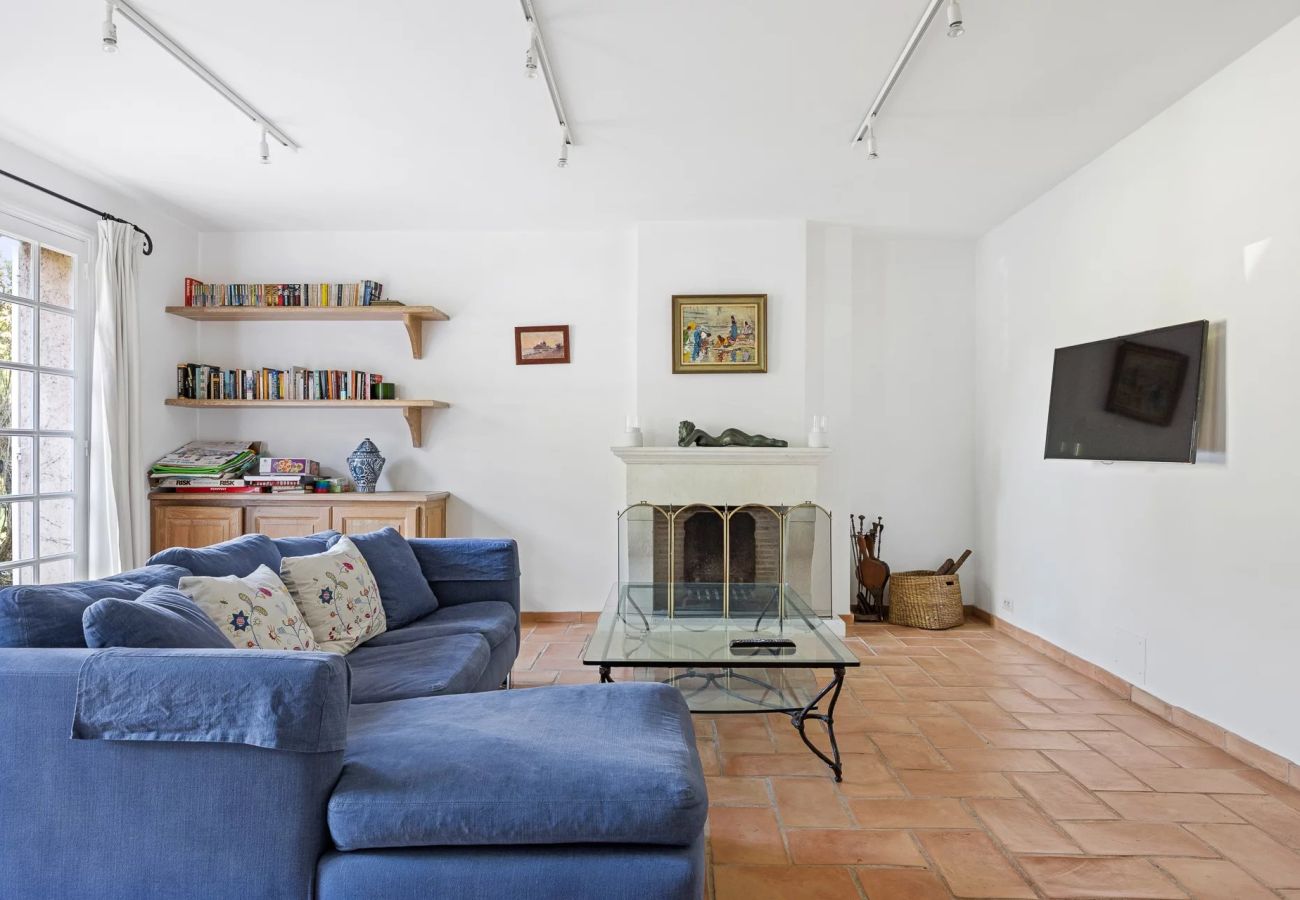 Villa in Tourrettes-sur-Loup - VILLA LES BERGUIERES