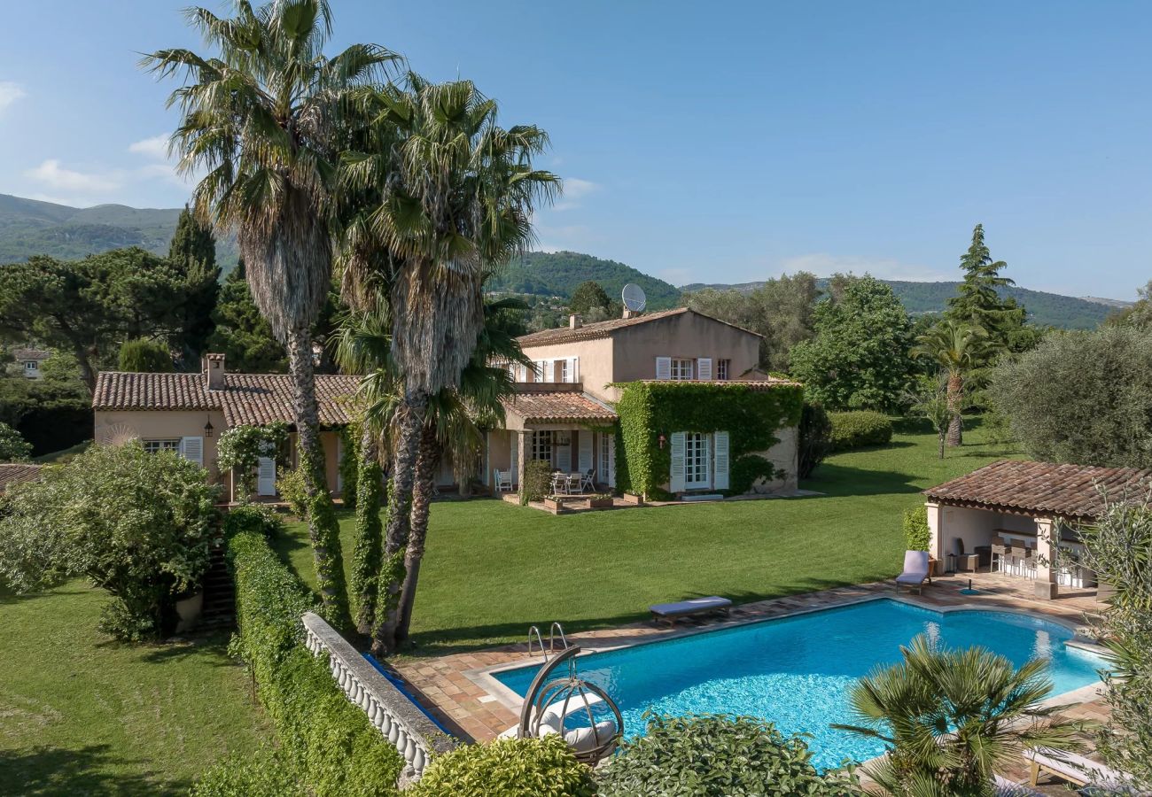 Villa in Tourrettes-sur-Loup - VILLA LES BERGUIERES
