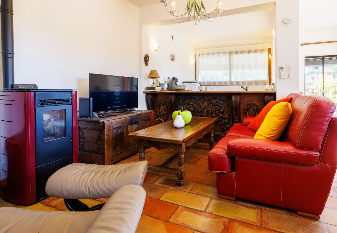 Apartment in Tourrettes-sur-Loup - APT MOULIN ST-JEAN