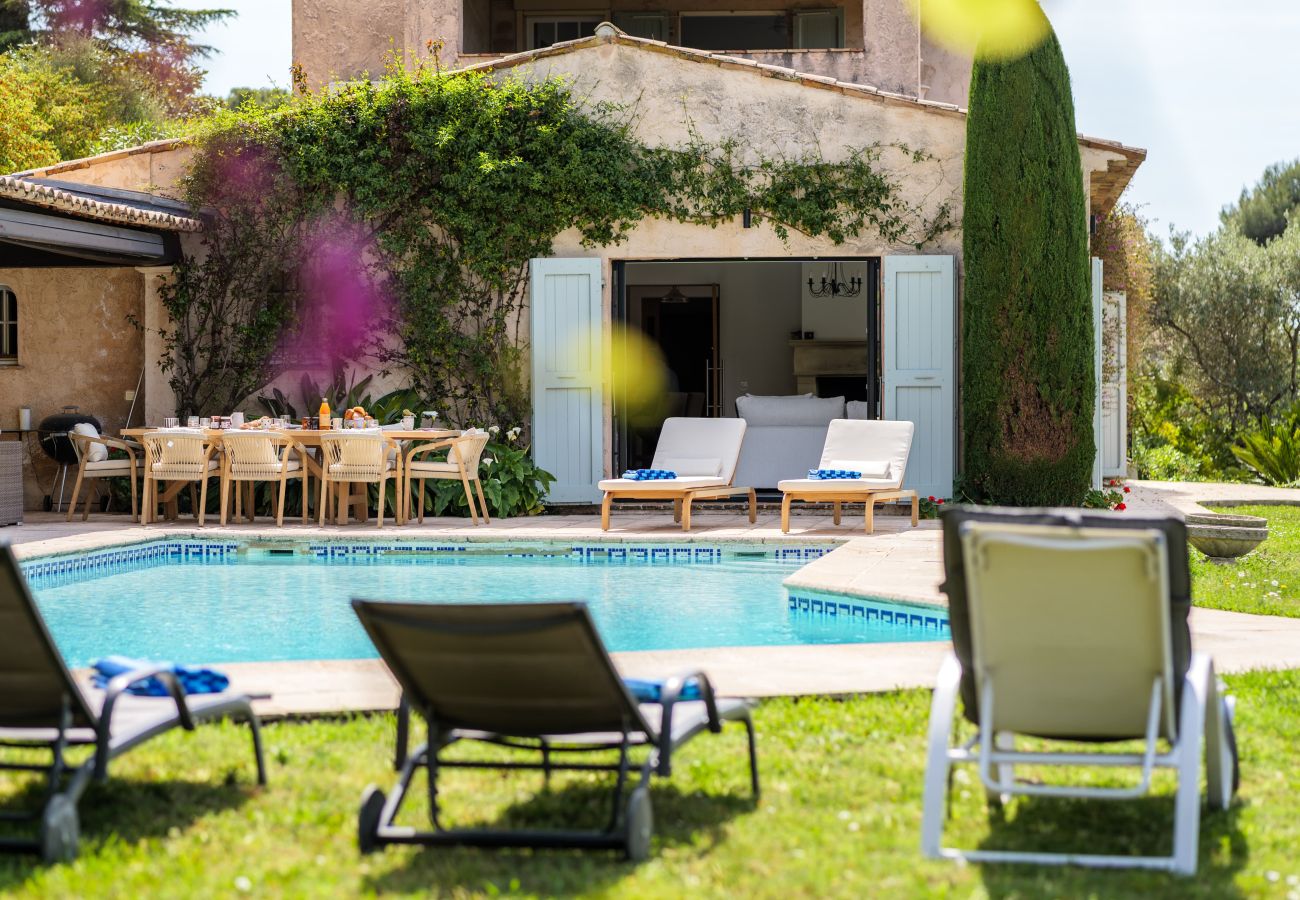 Villa in Saint Paul de Vence - LA BASTIDE LISBON