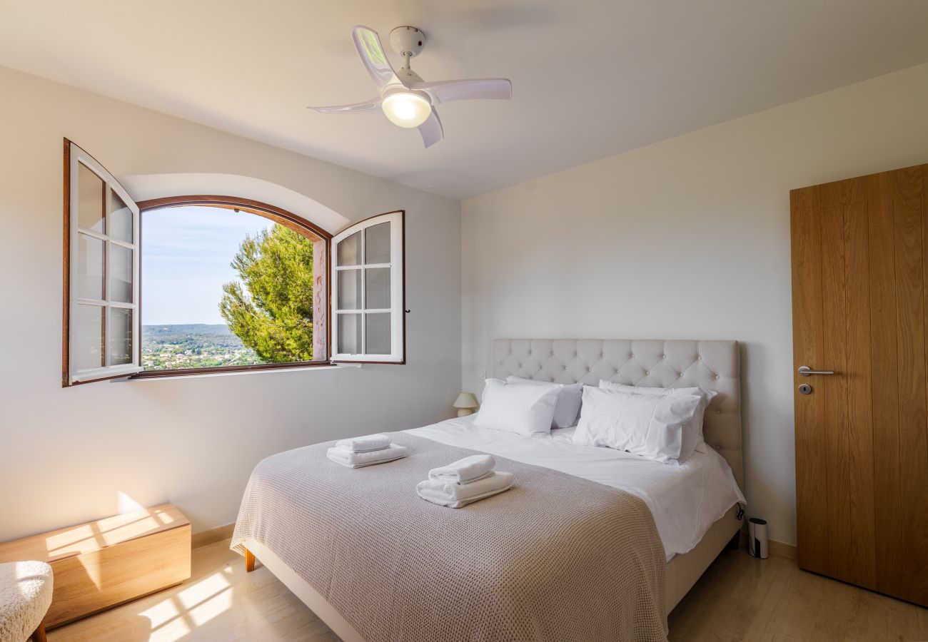Villa in Saint Paul de Vence - LA BASTIDE LISBON