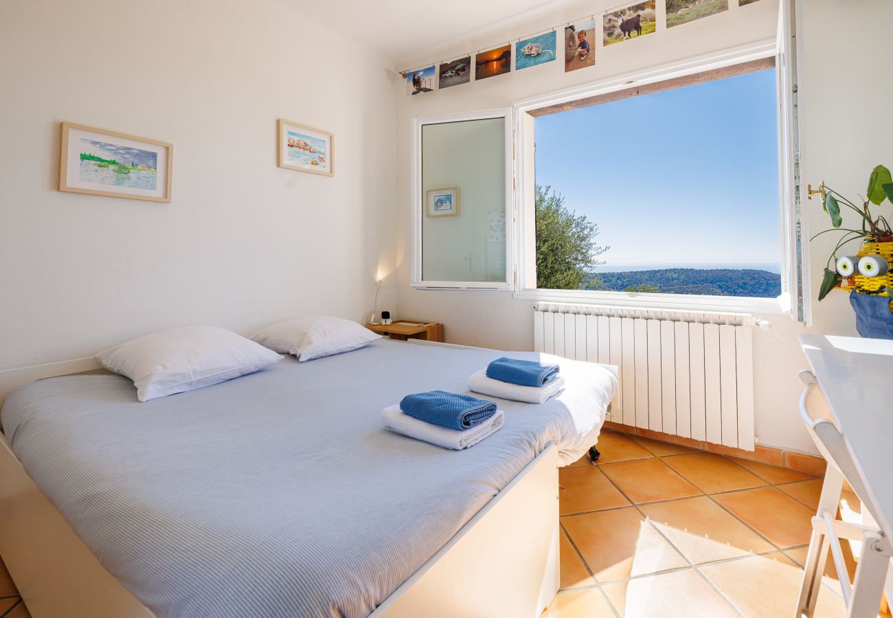 Villa in Tourrettes-sur-Loup - LE MAS DU SOLEIL