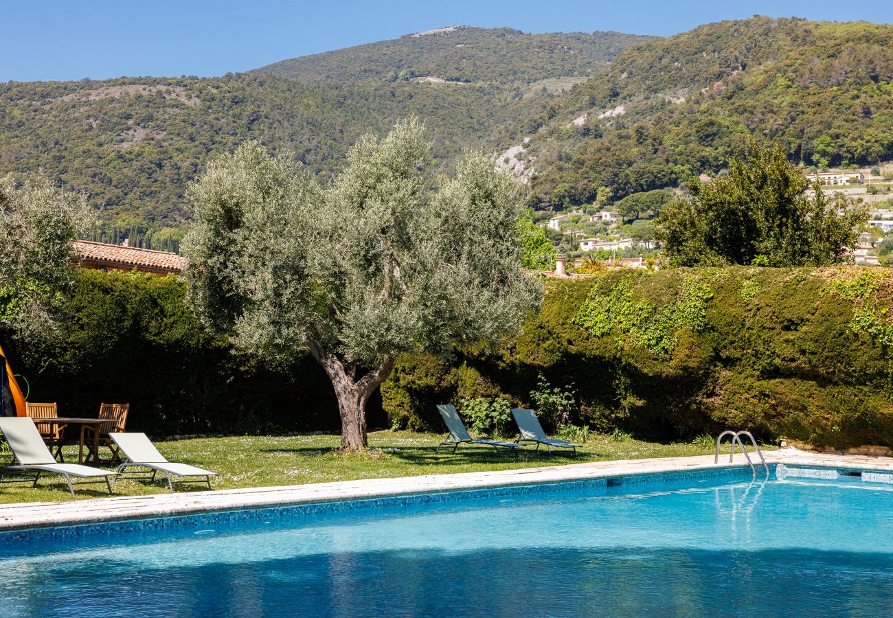 Villa in Tourrettes-sur-Loup - LE MAS DU SOLEIL