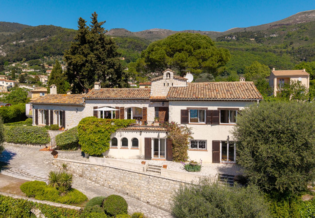 Villa in Tourrettes-sur-Loup - LE MAS DU SOLEIL