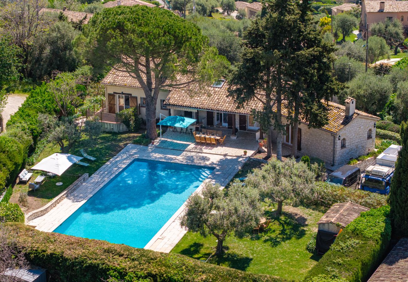 Villa in Tourrettes-sur-Loup - LE MAS DU SOLEIL