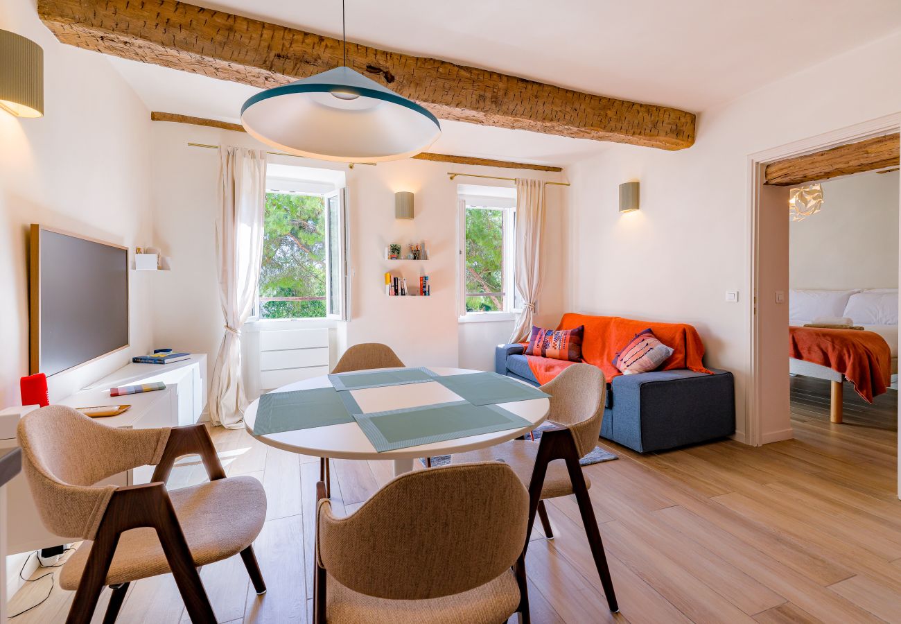 Apartment in Tourrettes-sur-Loup - APT LIBELULE