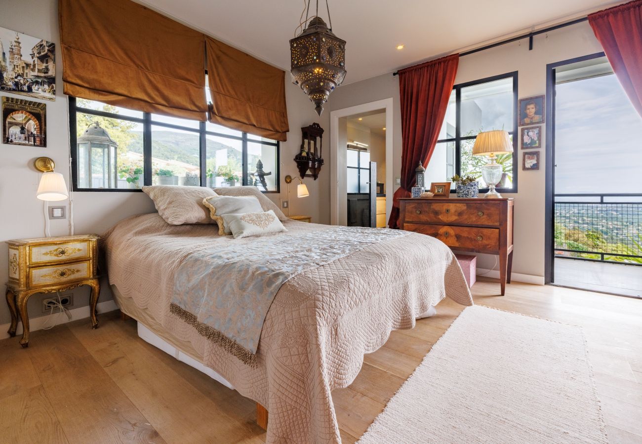 Villa in Tourrettes-sur-Loup - VILLA LES CANETTES