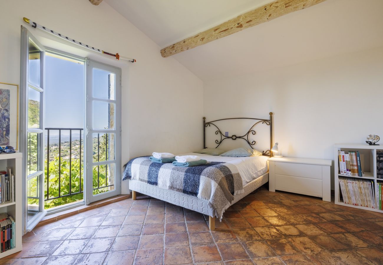 Villa in Tourrettes-sur-Loup - LE PRE NEUF