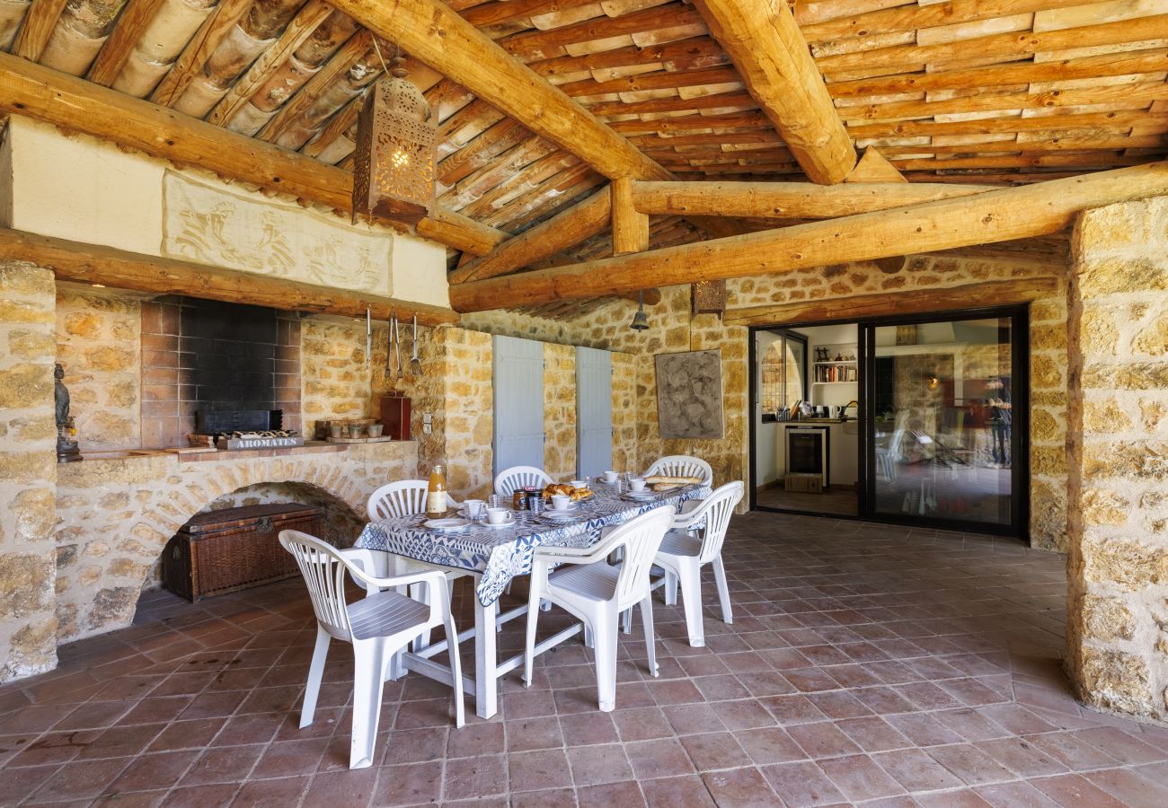Villa in Tourrettes-sur-Loup - LE PRE NEUF