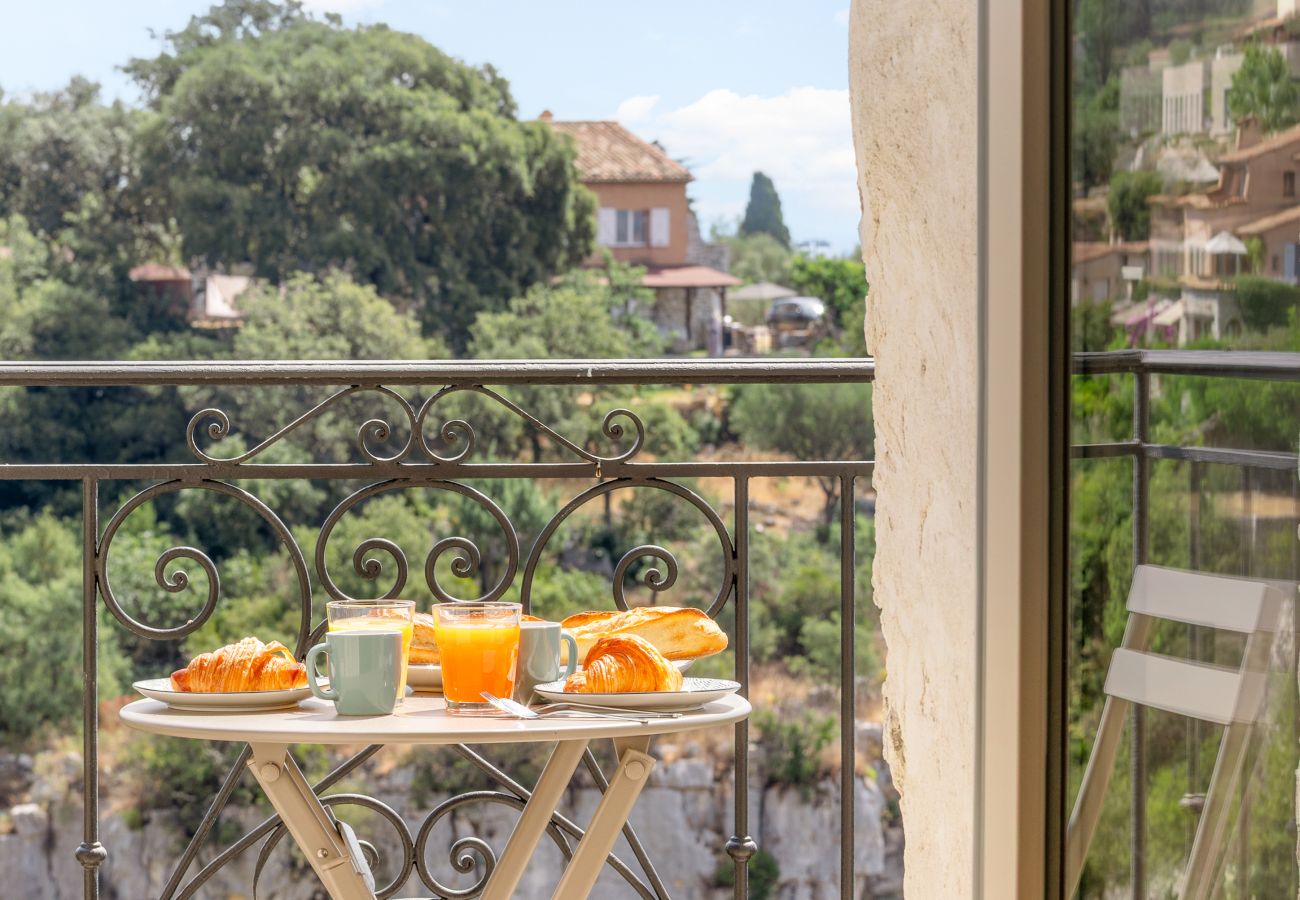 Apartment in Tourrettes-sur-Loup - APT L'HOSPITAL