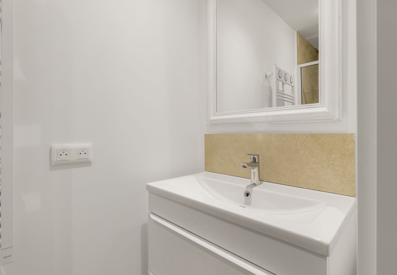 Apartment in Tourrettes-sur-Loup - APT L'HOSPITAL