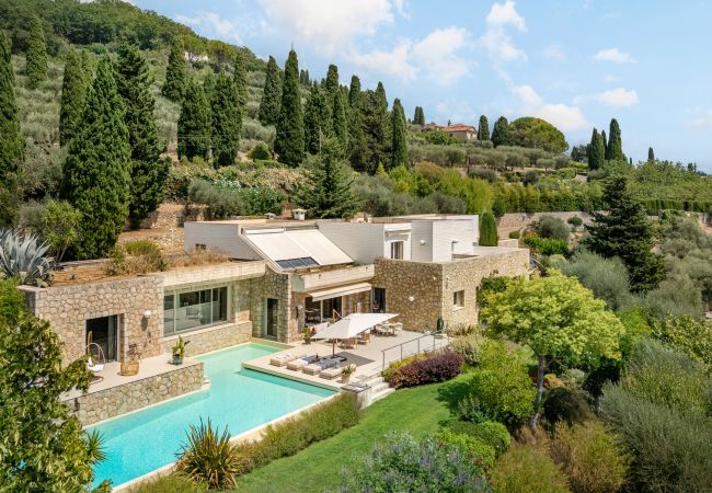 Villa in Grasse - CASA PIEDRA
