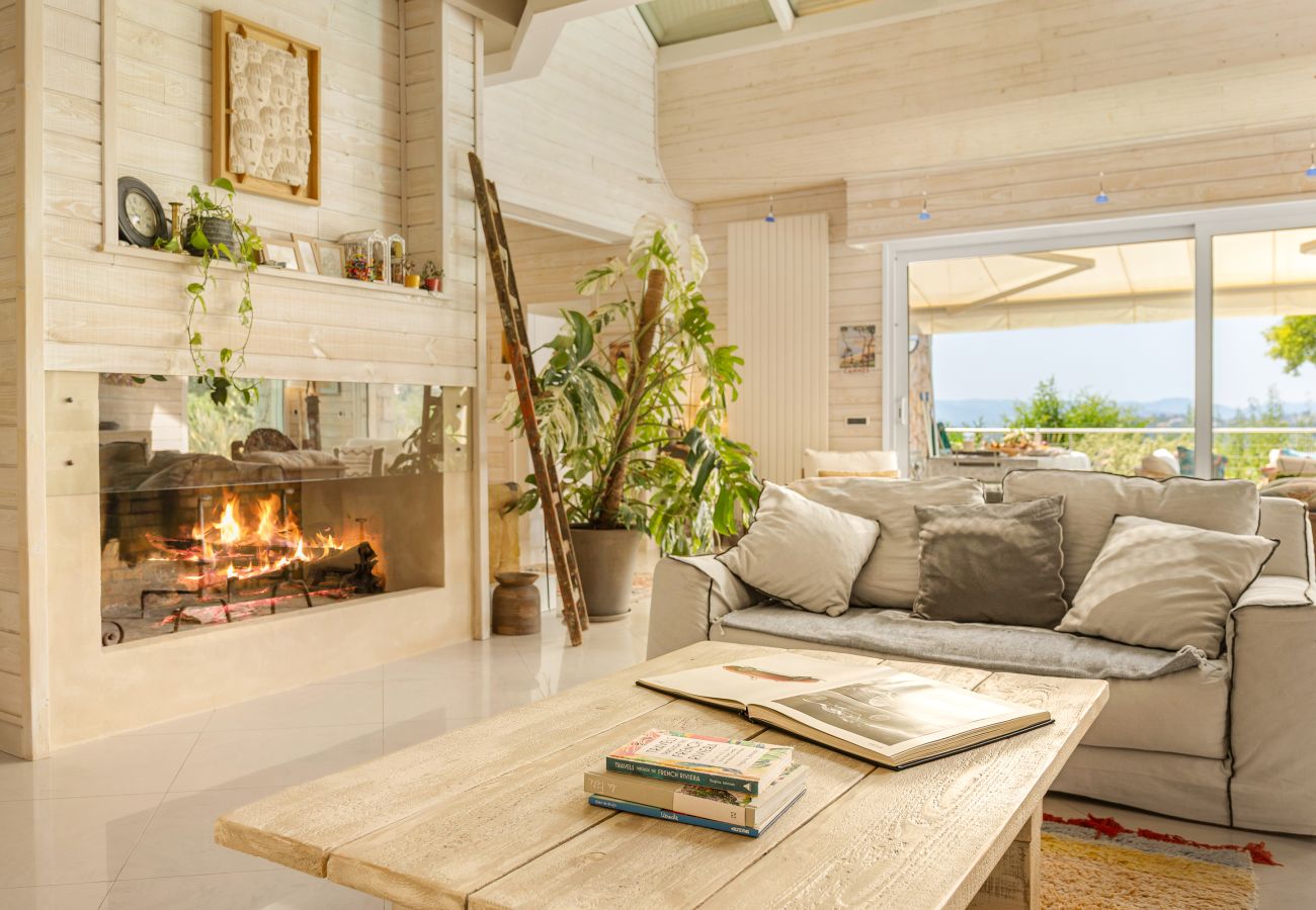 Villa in Grasse - CASA PIEDRA