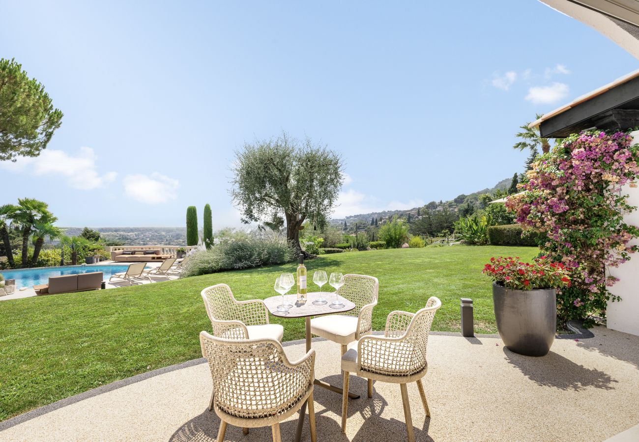 Villa in Vence - VILLA NOVA