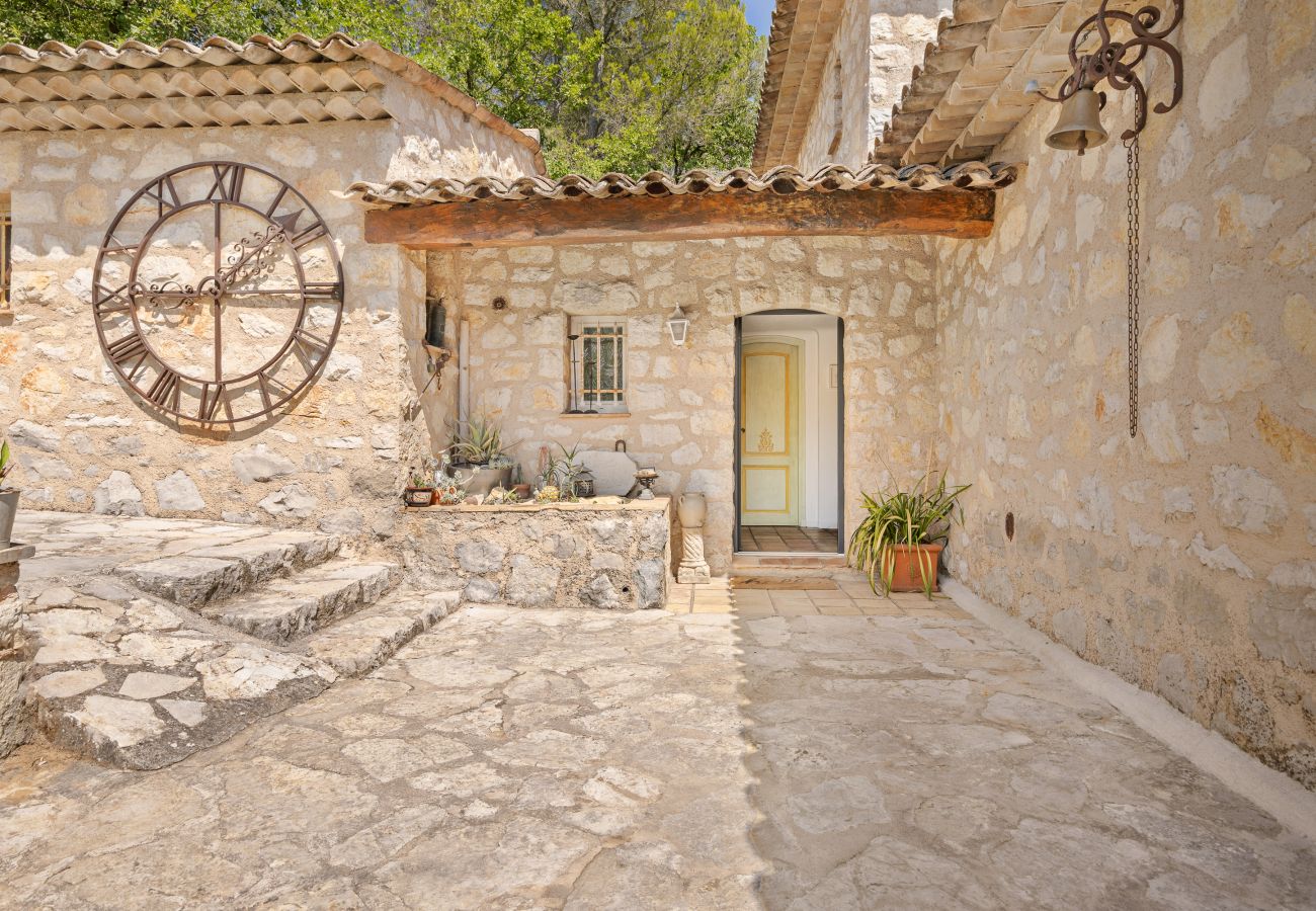 Villa in Tourrettes-sur-Loup - VILLA LES CADENASSES