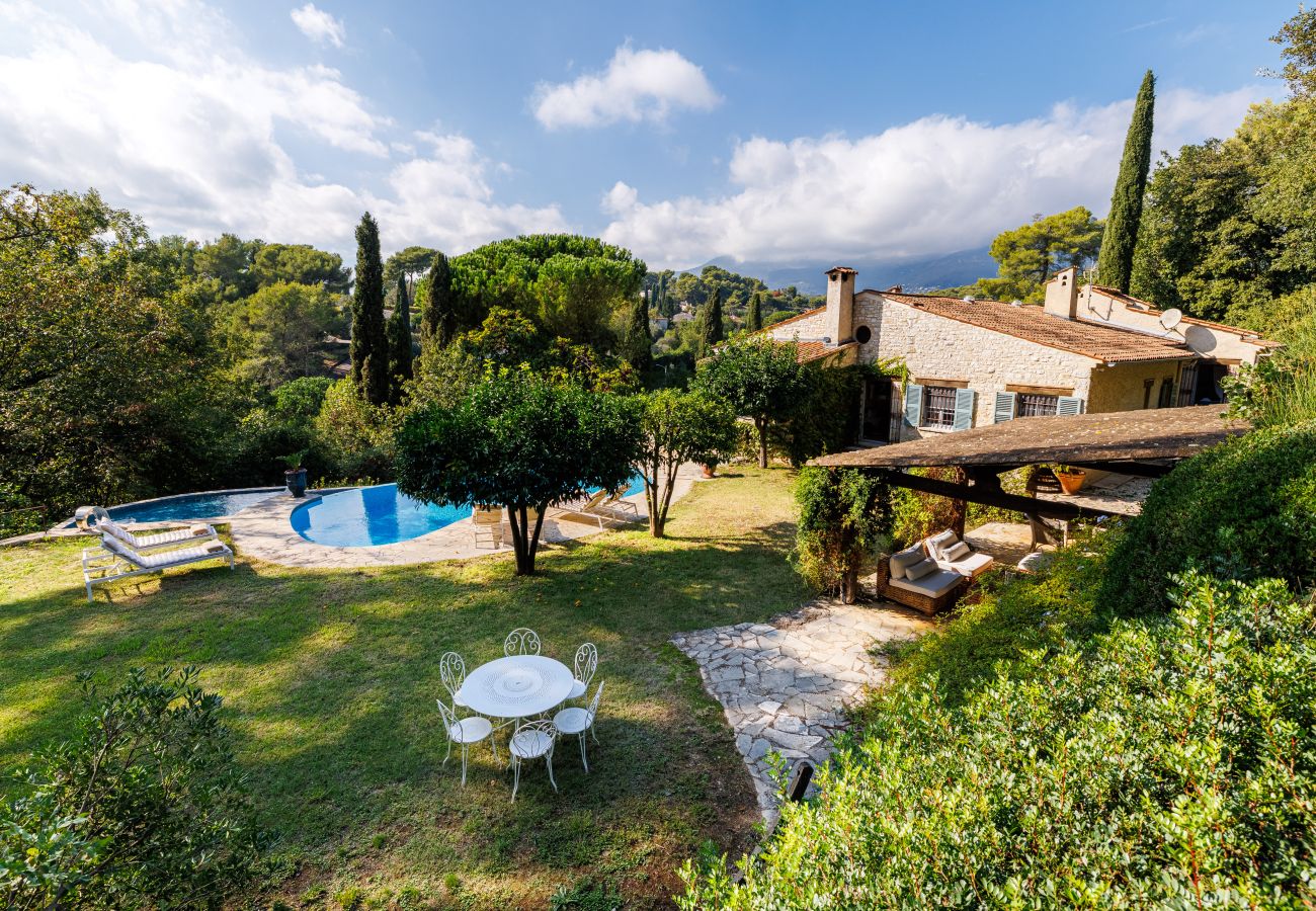 Villa in Saint Paul de Vence - VILLA GARDE TEMPS