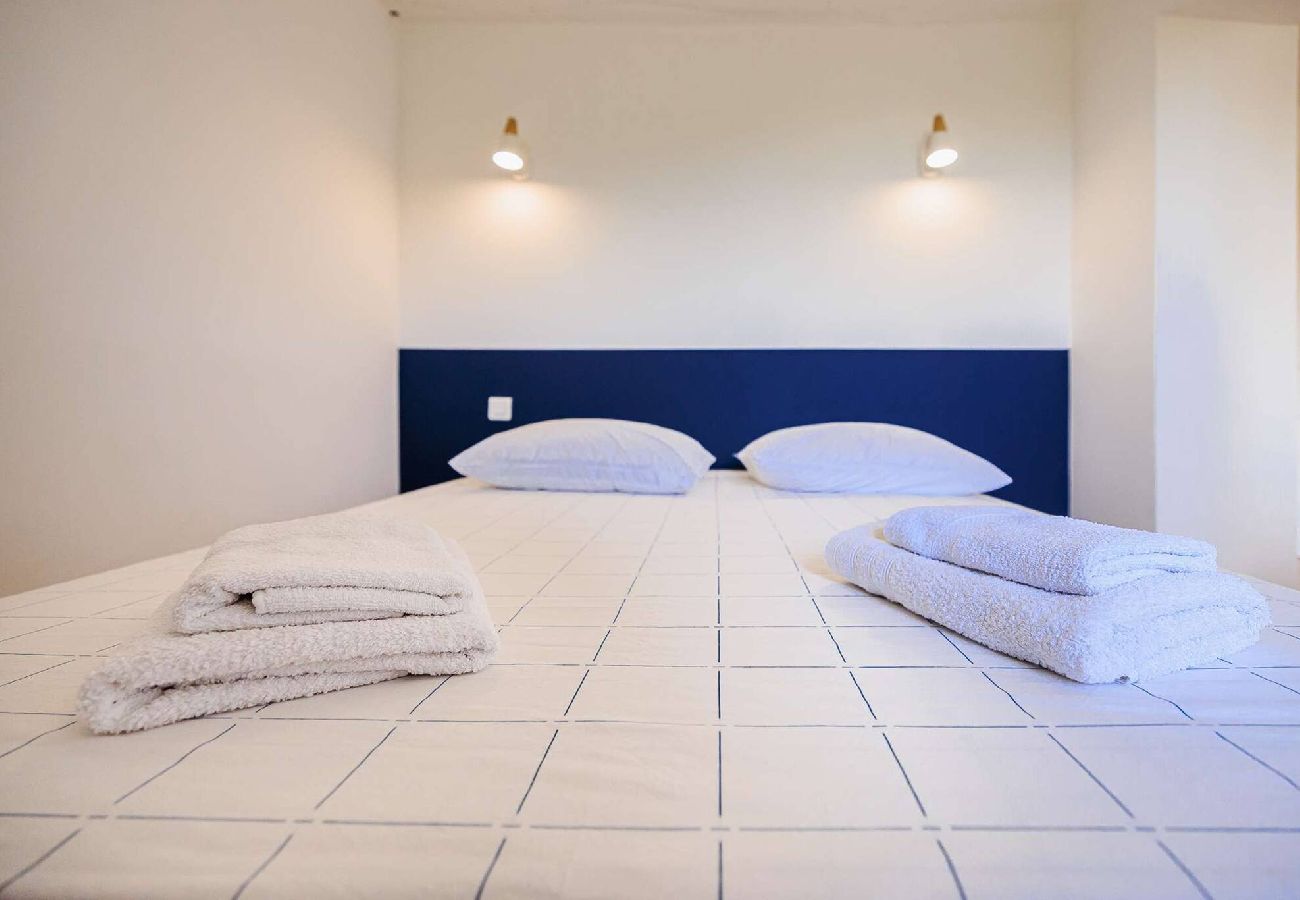 Appartement à Tourrettes-sur-Loup - APT LIBERATION