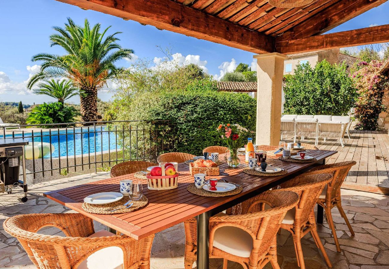 Maison à Tourrettes-sur-Loup - VILLA AQUI