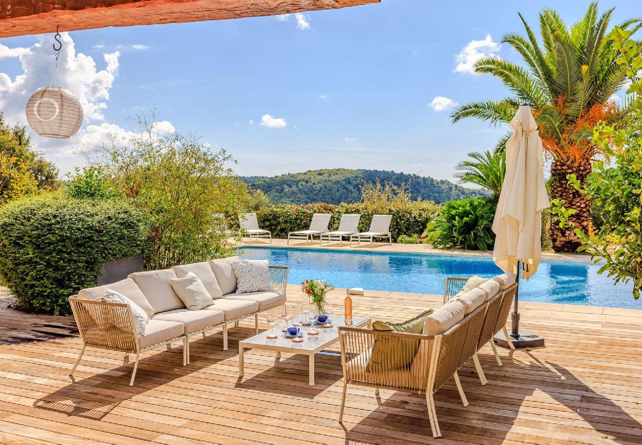 Maison à Tourrettes-sur-Loup - VILLA AQUI