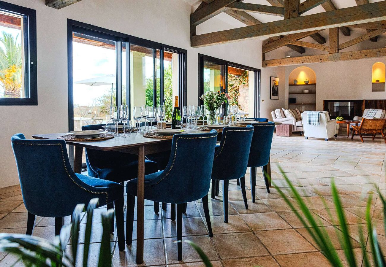 Maison à Tourrettes-sur-Loup - VILLA AQUI
