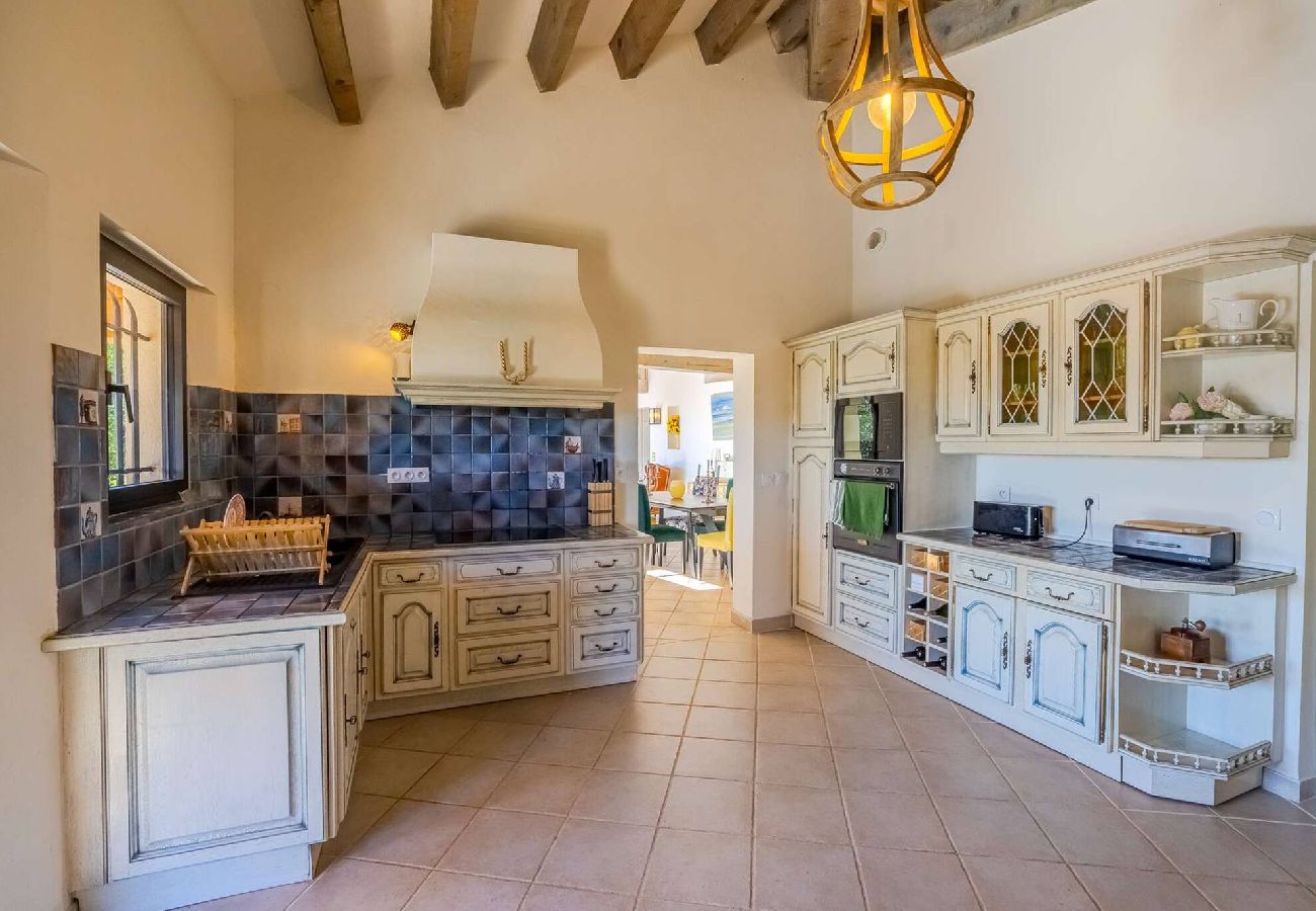 Maison à Tourrettes-sur-Loup - VILLA AQUI
