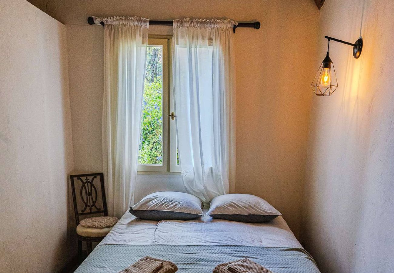 Maison à Tourrettes-sur-Loup - VILLA AQUI