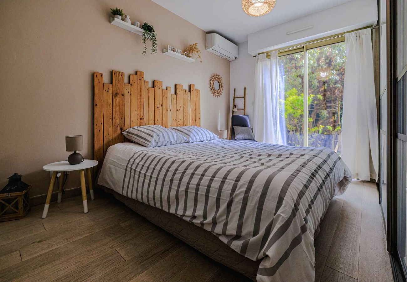 Appartement à Villeneuve-Loubet - APT MARINA REY